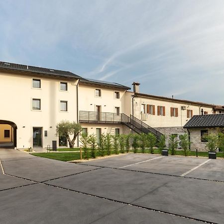 Portone180 Guest House Roveredo in Piano Luaran gambar
